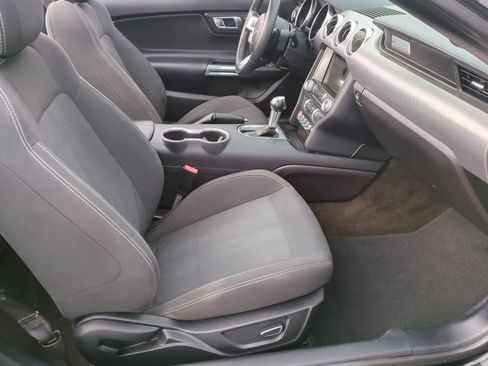 Used 2018 Ford Mustang Convertible w/ Equipment Group 101A image 21