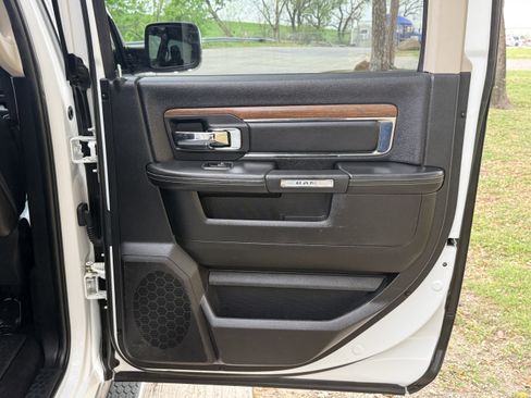 Used 2015 RAM 1500 Laramie w/ Convenience Group image 30