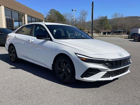 New 2026 Hyundai Elantra Sport image 22