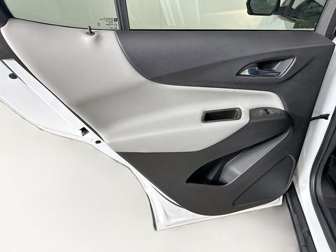 Used 2020 Chevrolet Equinox LS w/ LS Convenience Package image 25