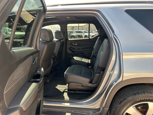 Used 2023 Chevrolet Traverse LT AWD/4WD image 20