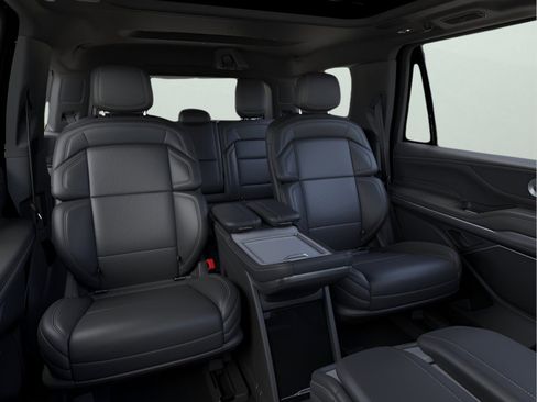 New 2026 Lincoln Navigator Reserve AWD/4WD image 11