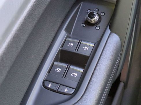 Used 2020 Audi Q5 2.0T Titanium Premium Plus w/ Premium Plus Package image 25