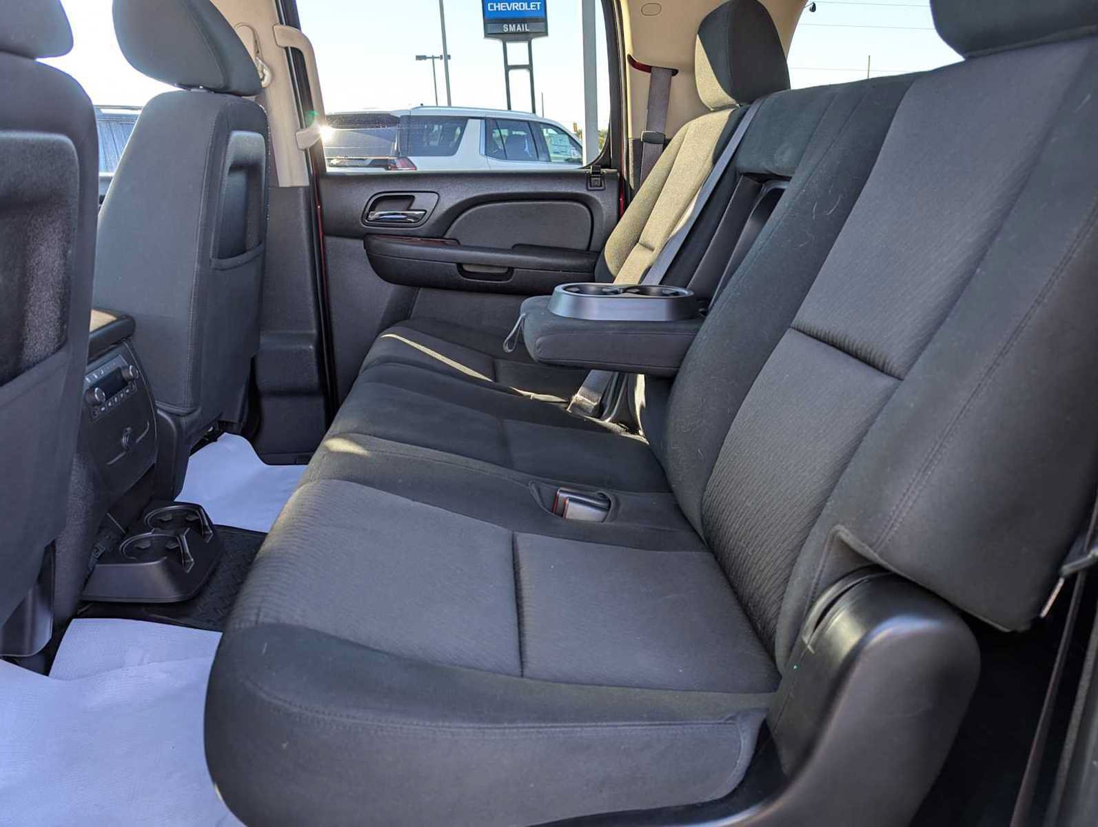 Used 2012 Chevrolet Suburban LS w/ Convenience Package 1 AWD/4WD image 22