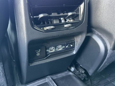 Used 2022 Jeep Grand Cherokee Trailhawk AWD/4WD image 35