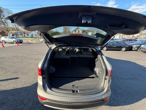 Used 2014 Hyundai Santa Fe Sport w/ Popular Equipment Package 02 FWD image 17