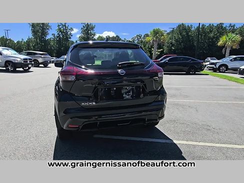 Used 2023 Nissan Kicks S FWD image 29