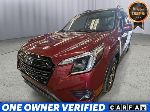 Used 2022 Subaru Forester Premium AWD/4WD image 1