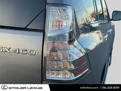 Used 2023 Lexus GX 460 Premium image 12