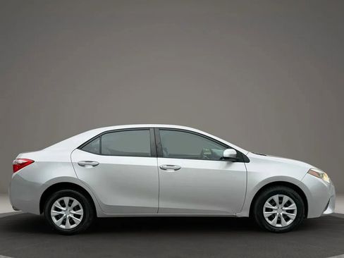Used 2016 Toyota Corolla L image 10