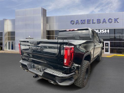 Used 2024 GMC Sierra 1500 AT4 w/ Technology Package image 8