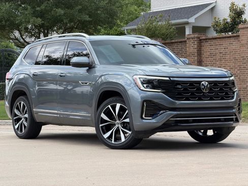 Used 2024 Volkswagen Atlas SEL Premium R-Line AWD/4WD image 1