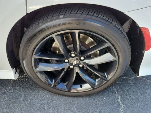 Used 2021 Dodge Charger R/T w/ Performance Handling Group RWD image 7