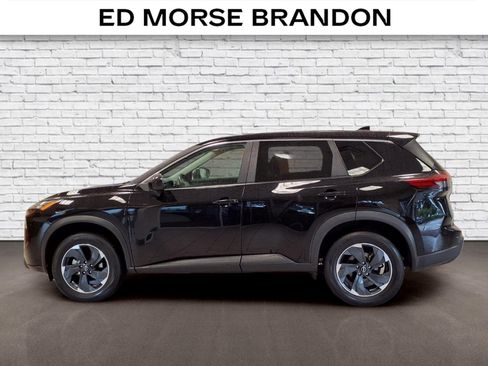 Used 2025 Nissan Rogue SV FWD image 2
