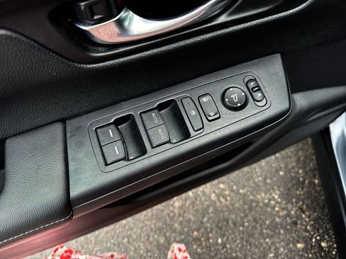 Used 2024 Honda CR-V EX image 13