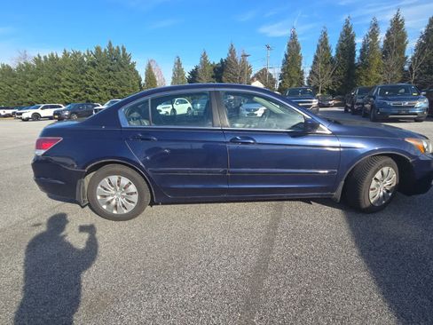 Used 2012 Honda Accord LX image 3