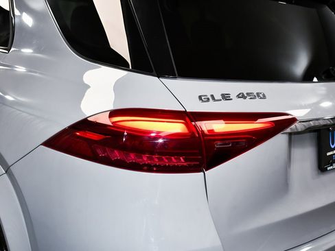 Used 2024 Mercedes-Benz GLE 450 4MATIC image 84
