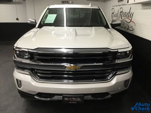 Used 2017 Chevrolet Silverado 1500 High Country image 4