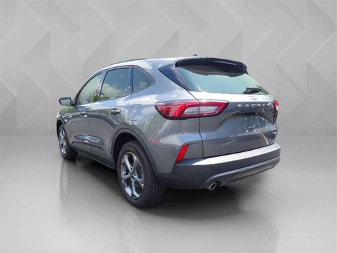 Used 2025 Ford Escape ST-Line w/ Cold Weather Package image 3