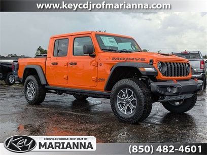 New 2025 Jeep Gladiator Mojave w/ Convenience Group