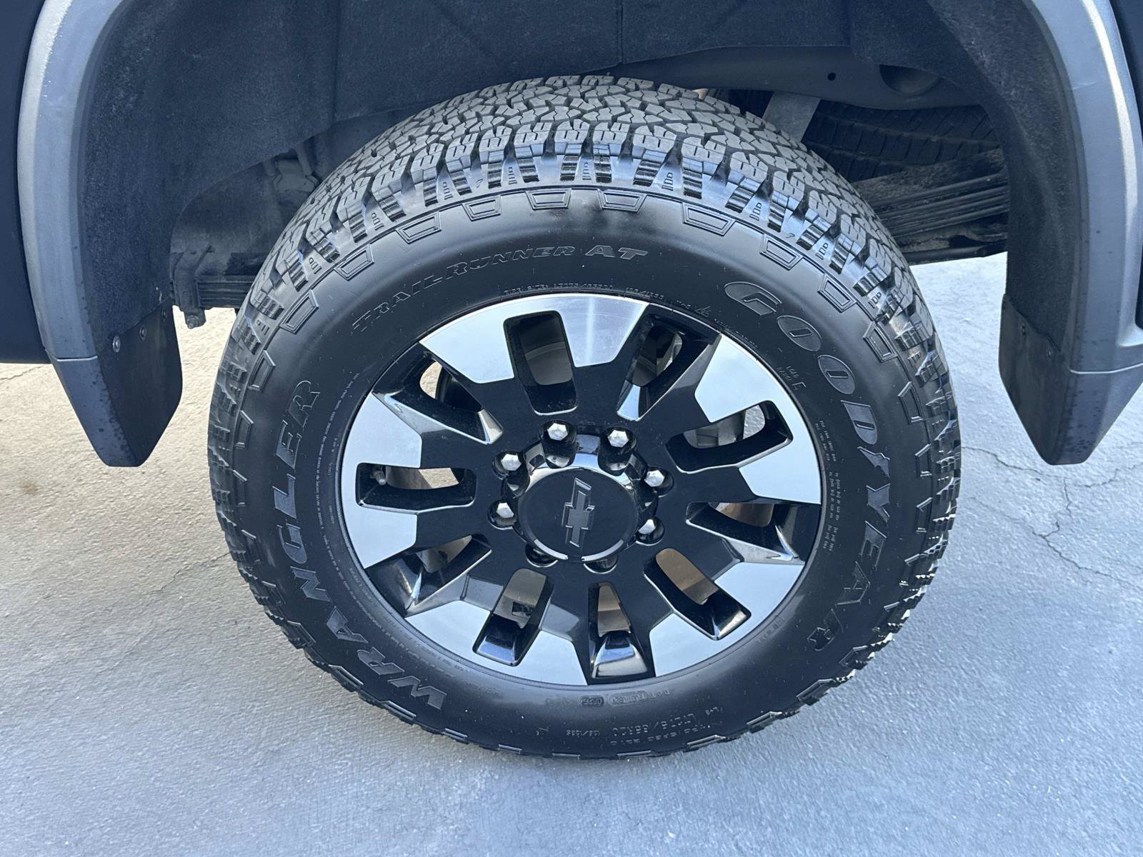 Used 2020 Chevrolet Silverado 2500 LT w/ All Star Edition AWD/4WD image 31