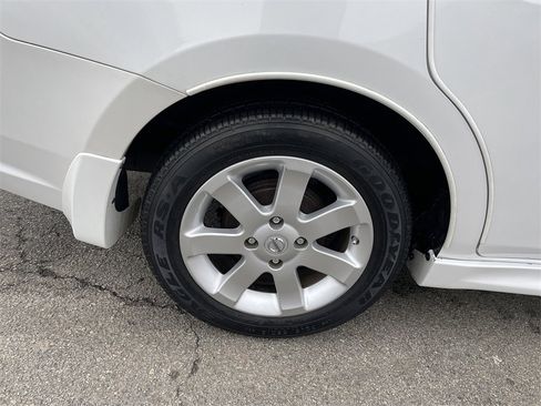 Used 2011 Nissan Sentra 2.0 SR image 12