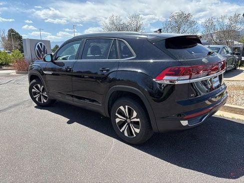 New 2026 Volkswagen Atlas Cross Sport SE AWD/4WD image 4