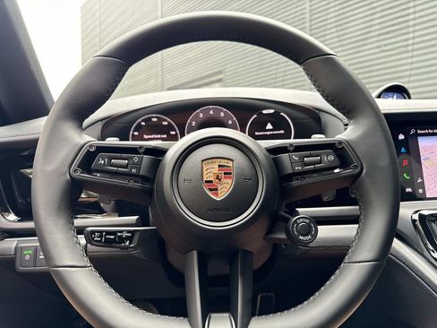 New 2025 Porsche Panamera 4 image 11