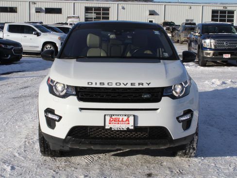 Used 2016 Land Rover Discovery Sport HSE image 2