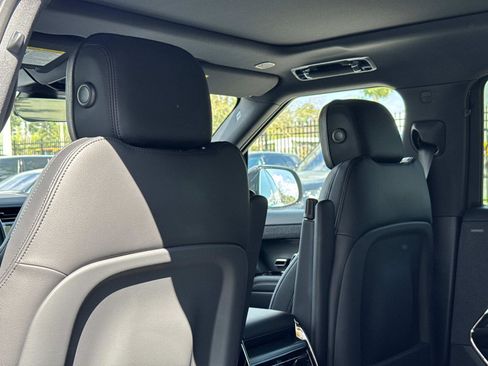 Certified 2025 Land Rover Range Rover Sport image 15