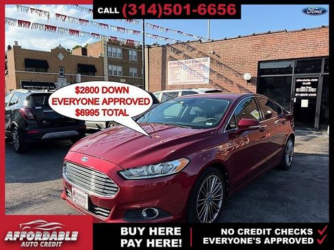 Used 2013 Ford Fusion SE FWD image 1
