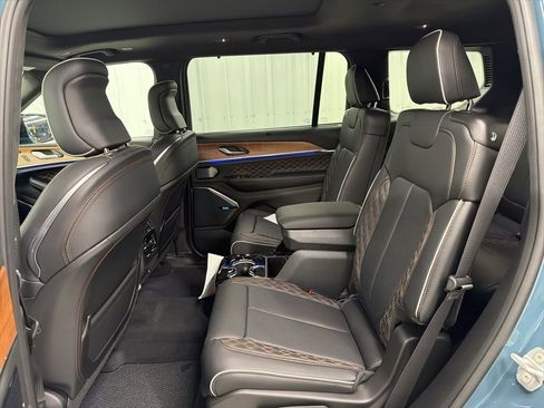 New 2026 Jeep Grand Cherokee L Summit AWD/4WD image 13
