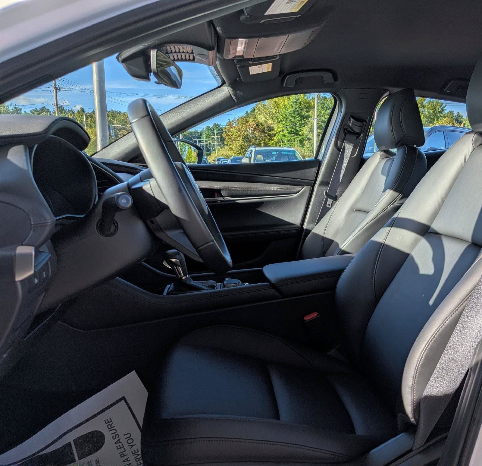 Used 2025 MAZDA MAZDA3 s Sport FWD image 12