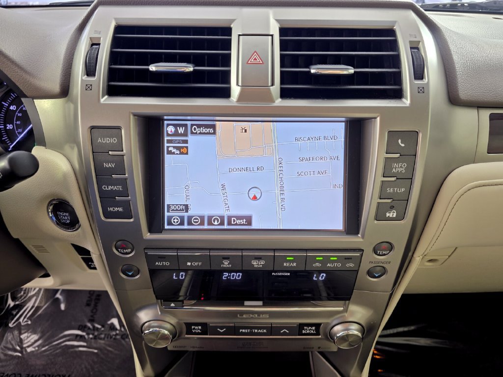 Used 2018 Lexus GX 460 Luxury AWD/4WD image 22