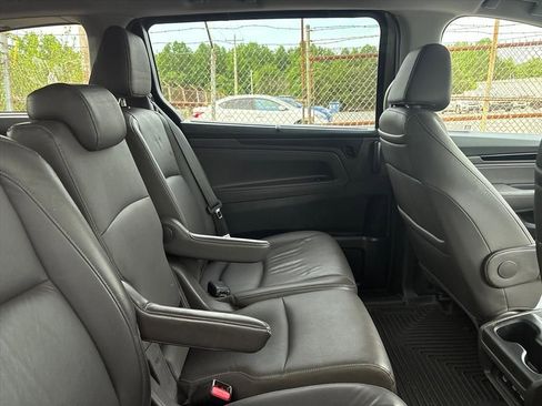 Used 2022 Honda Odyssey Touring image 18