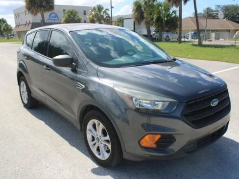 Used 2018 Ford Escape S FWD image 17