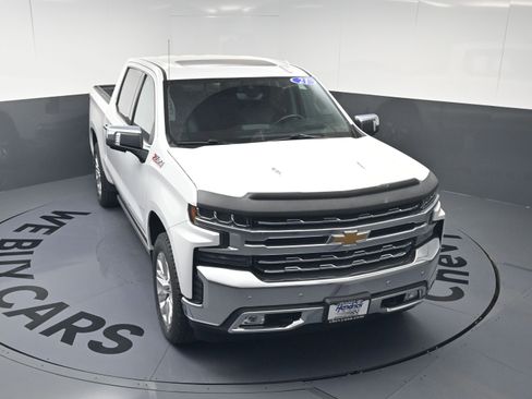 Used 2021 Chevrolet Silverado 1500 LTZ w/ LTZ Premium Package image 31