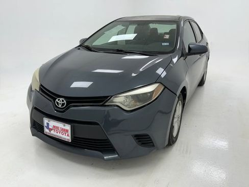 Used 2015 Toyota Corolla L FWD image 4