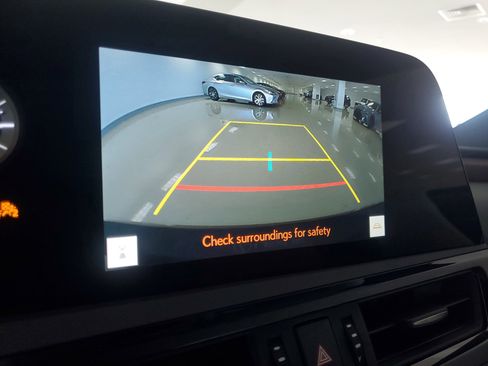 New 2025 Lexus ES 350 w/ Premium Package image 16