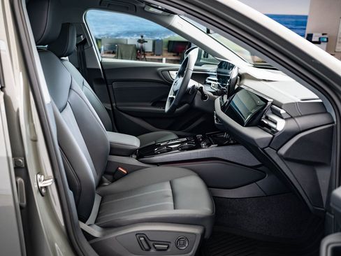 New 2025 Audi A5 2.0T Premium image 23