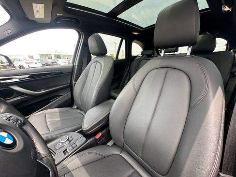 Certified 2021 BMW X1 sDrive28i w/ Premium Package FWD image 11