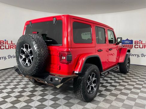Used 2018 Jeep Wrangler Unlimited Rubicon AWD/4WD image 3