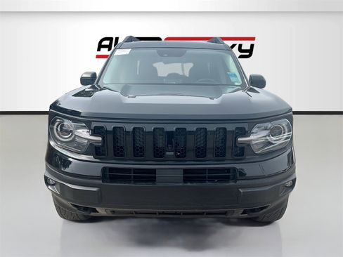 Used 2022 Ford Bronco Sport Badlands image 2