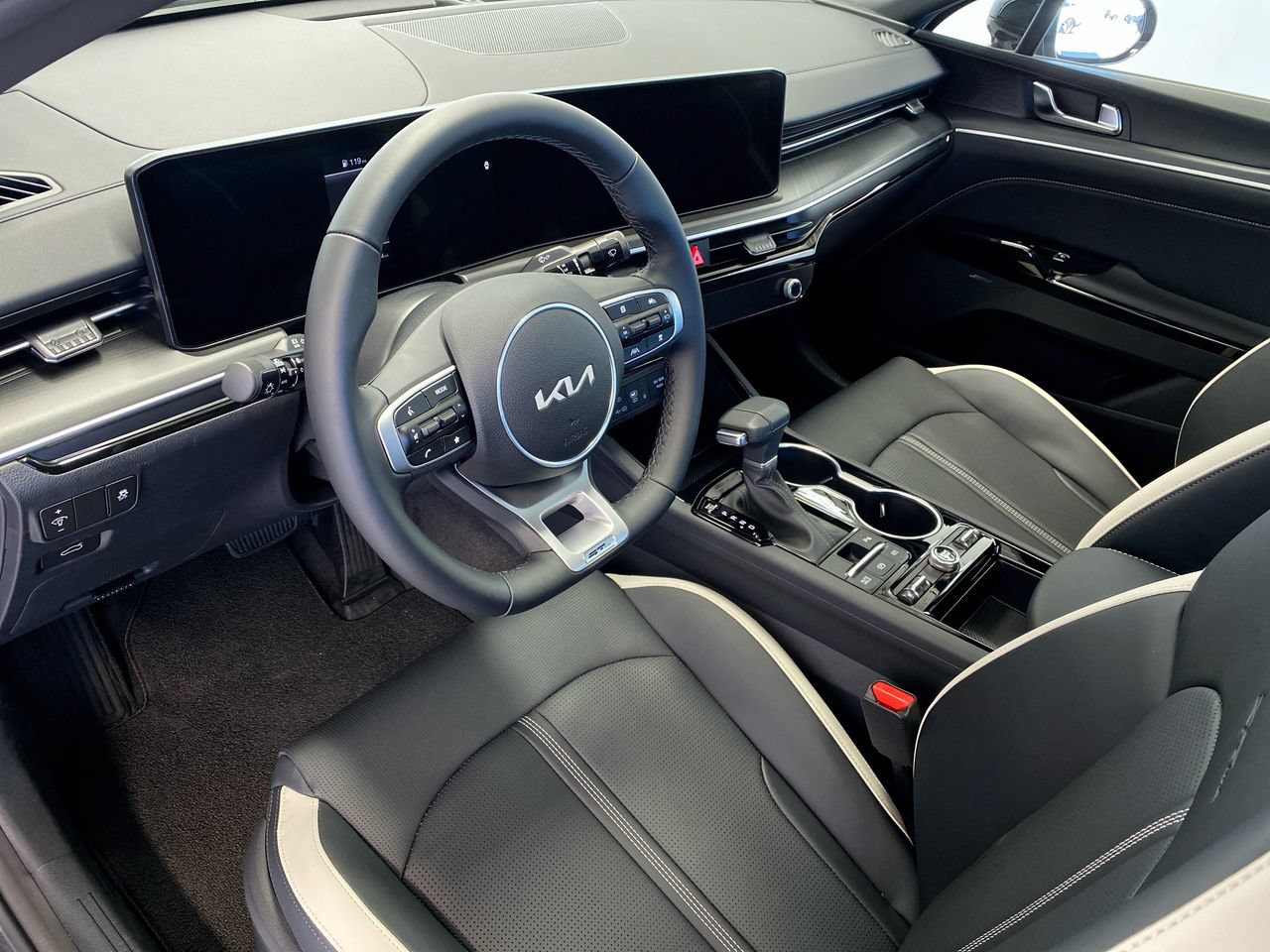 New 2026 Kia K5 GT-Line FWD image 21