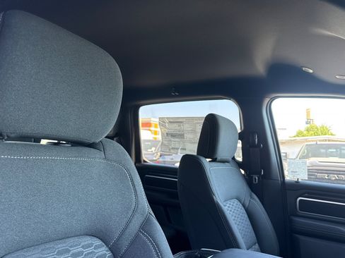 New 2026 RAM 1500 Big Horn AWD/4WD image 15