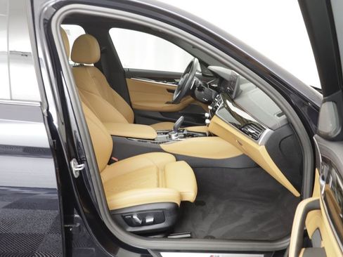 Certified 2023 BMW 530i xDrive w/ M Sport Package AWD/4WD image 19