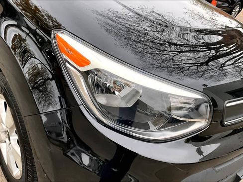Used 2019 Kia Soul image 24
