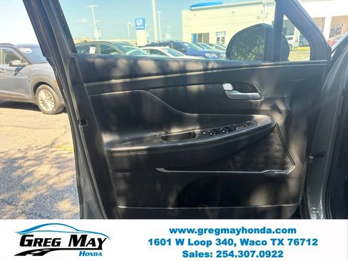 Used 2022 Hyundai Santa Fe SEL w/ Convenience + Premium Package FWD image 10