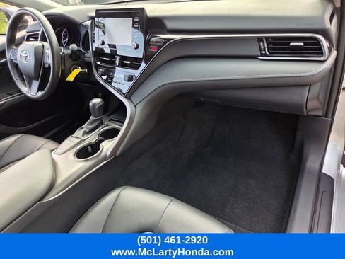 Used 2024 Toyota Camry SE FWD image 16