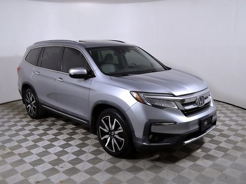 Used 2022 Honda Pilot Touring image 6
